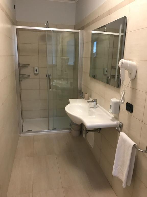 Standard Triple Room,1746830346:JPEG